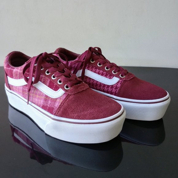 Vans Women's Suede / Canvas Platform Lace Up Sneaker - Picture 2 of 13